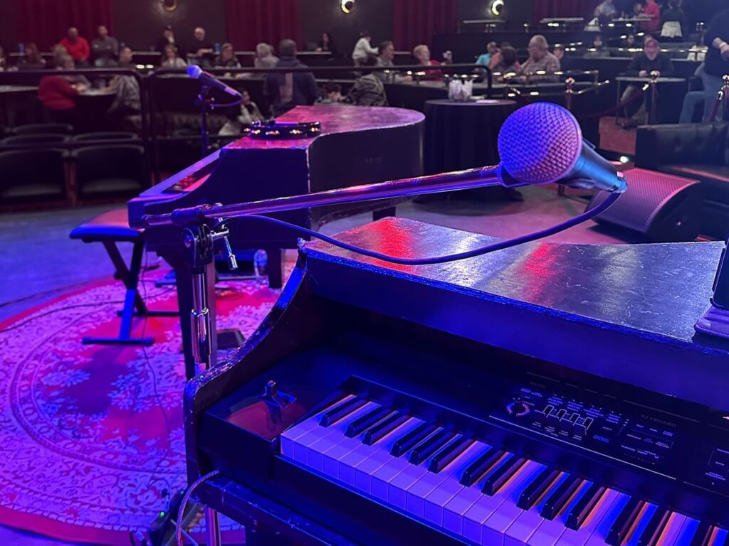 Dueling Pianos